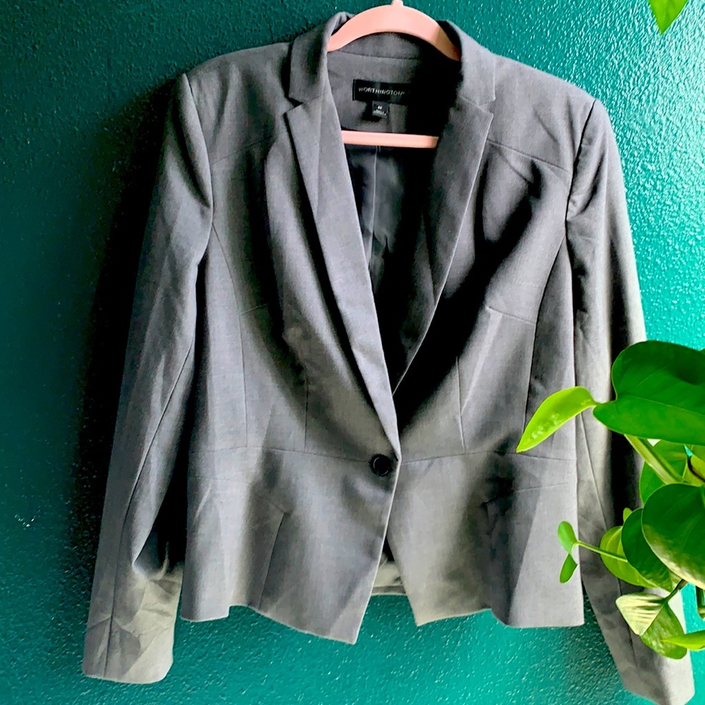 Cute fitted Blazer